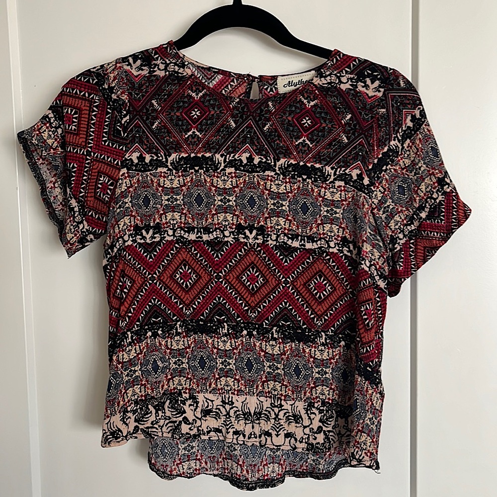Alythea blouse Size: Small